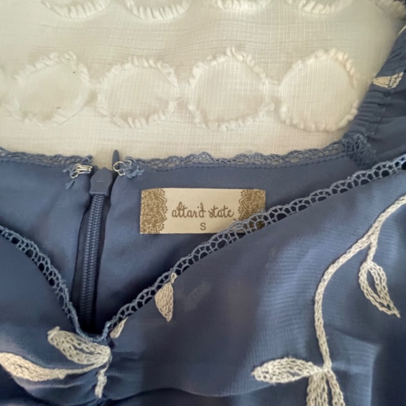 NWT Altar’d State blue floral dress size small - Picture 4 of 5